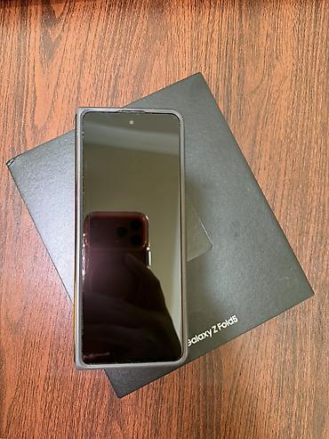 face id: Samsung Galaxy Z Fold 5, Б/у, 256 ГБ, цвет - Серый, 2 SIM, eSIM — 1