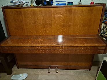 Спорт и хобби: Upright piano – “Belarus” markalı Xüsusiyyətlər: - Akustik upright — 1