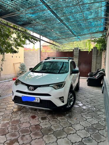 Toyota: Toyota RAV4: 2017 г., 2.5 л, Автомат, Бензин, Кроссовер