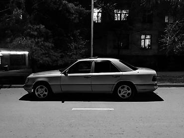 кабан 500: Mercedes-Benz W124: 1994 г., Седан — 6
