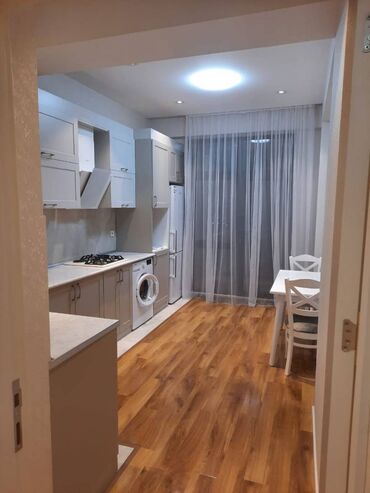 Uzunmüddətli kirayə mənzillər: Mənzil kirayə verilir. Bakı ş., Nərimanov metrosuna 5-7 dəyqə — 6