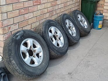 колесные диски опель фронтера: Дөңгөлөктөр монтажда 235 / 75 / R 16, All-season, Колдонулган, Комплект, Жол тандабастар (АТ/МТ), Куйма, тешиктери - 5