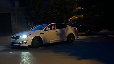 kia carnival: Kia Optima – ağ rəng, sedan, idman üslublu eksteryer paketli. Əsas — 5