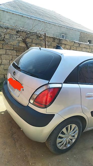 Kia: Kia Rio: 1.5 l | 2006 il Hetçbek — 2