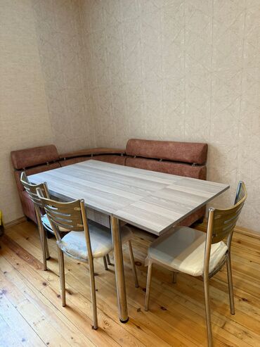 Metbext ucun kunc divan +3 oturacag ve acilan masa desti.ideal
