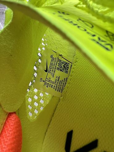 bot kar: Nike ZoomX Vaporfly Next% 3 (Fast Pack renk modeli). 36,5 ölçü — 8