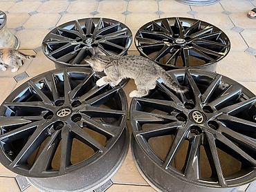Литые Диски R 18 Toyota, Комплект, отверстий - 5, Б/у