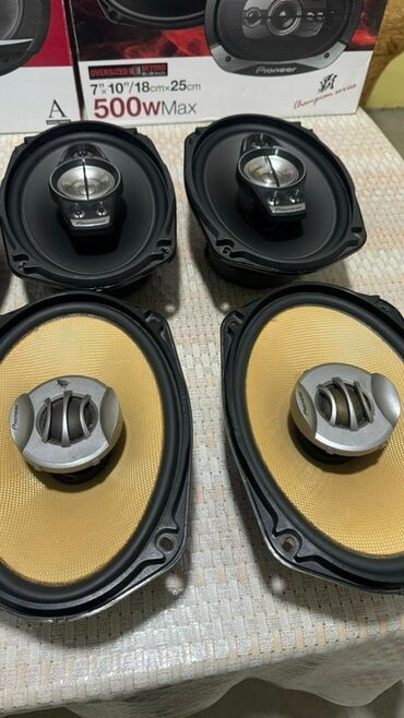 Dinamiklər və sabvuferlər: Avtomobil üçün tam audio sistemi Komponentlər: - Pioneer DEH-S5250BT — 6