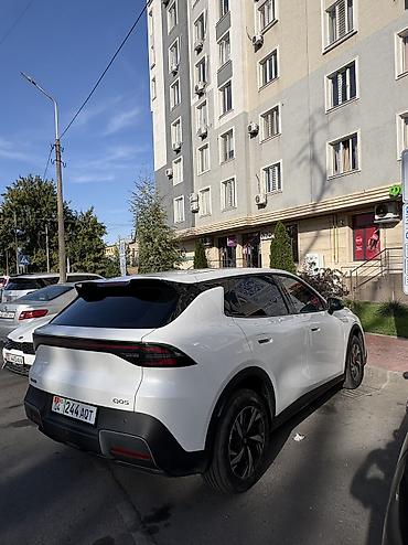 Changan: Changan Qiyuan Q05: 2026 г., Автомат, Электромобиль, Кроссовер — 5
