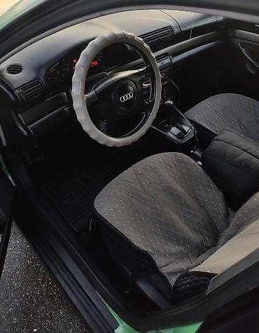 q 7: Audi A4: 1998 г., 1.8 л, Автомат, Бензин, Седан — 3