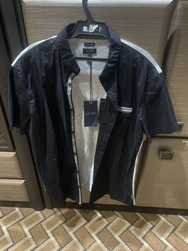 стильная молодежная рубашка: Эркектердин көйнөгү, M (EU 38), Armani, Жаңы, түсү - Көк, Өзү алып кетүү, Акылуу жеткирүү