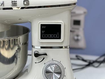Блендеры, комбайны, миксеры: Кухонная машина Smeg (ретро‑дизайн, цвет кремовый) с верхним — 3