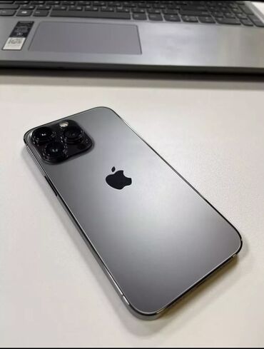 Apple iPhone: IPhone 13 Pro, Б/у, 128 ГБ, Space Gray, Зарядное устройство, Защитное стекло, Чехол, 83 %