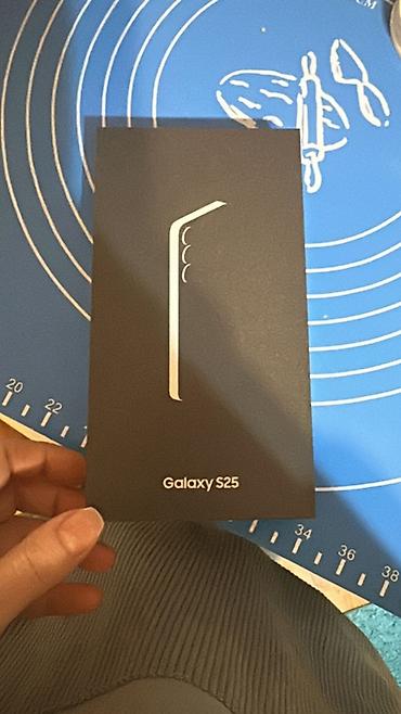 samsung fold 4: Samsung Galaxy S23, 128 GB, rəng - Boz, İki sim kartlı — 6