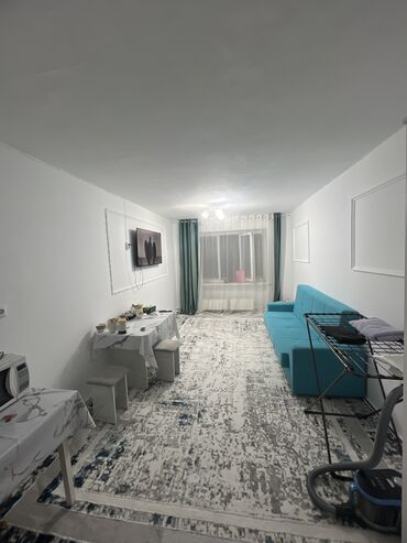 аренда футбольная поля: 20 м², С мебелью