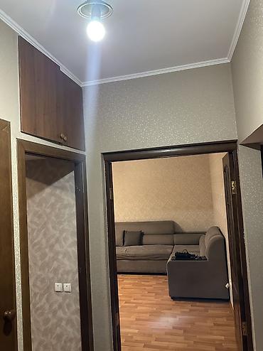 60: Сдам 3-комнатную квартиру в центре Бишкека Район ул. Боконбаева / — 7