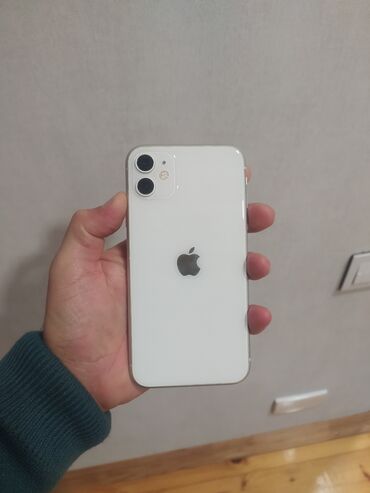 Apple iPhone: IPhone 11, 128 GB, White Titanium — 3