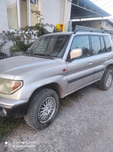 pajero junior: Mitsubishi