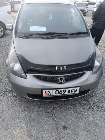 рассрочка авто фит: Honda Fit: 2003 г., 1.3 л, Автомат, Бензин, Хэтчбэк