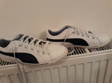 Ženska patike i atletske cipele: Patike zenske Puma
br.38/1/2gaziste 24,5 cm na lalafo.rs - slika 2 Patike zenske Puma
br.38/1/2gaziste 24,5 cm - Nis - slika 2