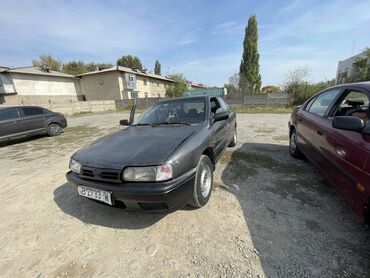 Nissan: Nissan Primera: 1991 г., 1.6 л, Механика, Бензин, Седан