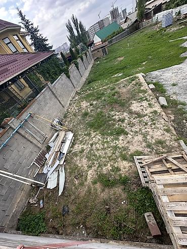 Жер тилкелери: 12 соток, Курулуш — 9