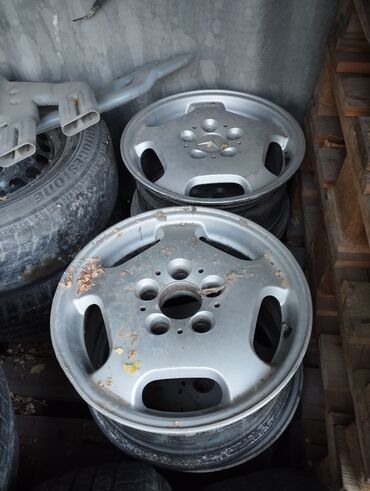 Диски: Диски R 15 AMG, Комплект, отверстий - 4, Б/у