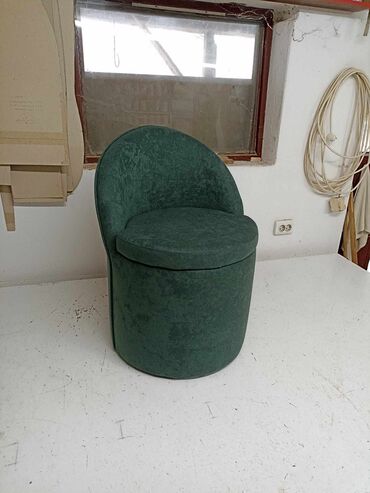 Stolice: 08. tabure sa naslonom
 10300din — 11