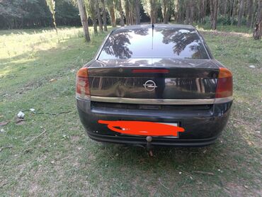 Opel: Opel Vectra: 2003 г., 1.8 л, Механика, Бензин, Седан