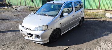 Daihatsu: Daihatsu YRV: 2003 г., 1.3 л, Механика, Бензин, Хэтчбэк