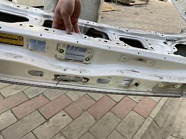 Капоты и комплектующие: Капот Toyota, Новый — 13