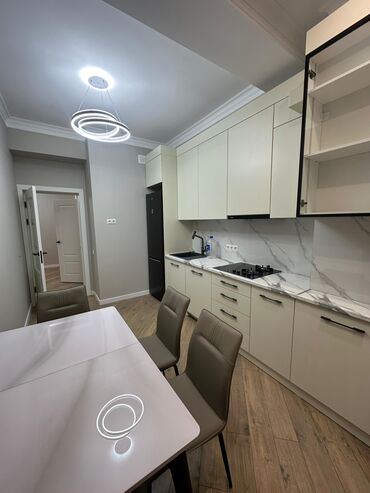 дом барачного типа: 2 комнаты, 88 м², Элитка, 2 этаж, Дизайнерский ремонт