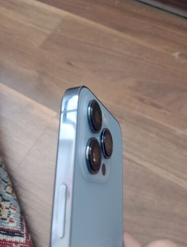 сколько стоит бэушный iphone 13: IPhone 13 Pro, Б/у, 128 ГБ, Sierra Blue, Зарядное устройство, Защитное стекло, 100 %