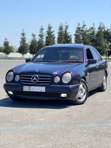 oluxana mercedes: Mercedes-Benz E 230: 2.3 l | 1996 il Sedan