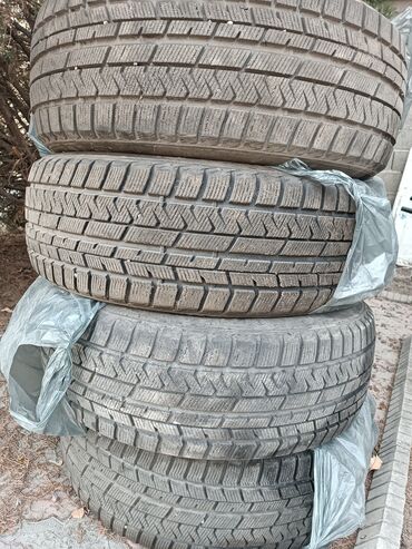 шины бу r14: Состояние отличное,пару месяцев откотали . Брали новую цена 37000