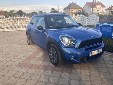 pasat 4: Mini Cooper Countryman: 0.5 l | 2012 year | 180000 km. SUV/4x4