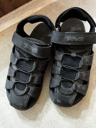 мужской сандали: Сандали на мальчика фирмы TEva, размер 36