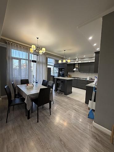 flat kant: 3 комнаты, 125 м², Золотой квадрат Элитка, 4 этаж, Дизайнерский ремонт — 1