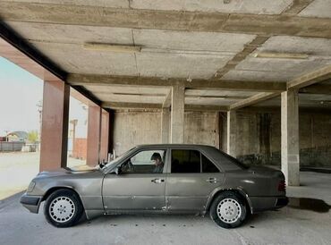 прадо джип: Mercedes-Benz 230: 1988 г., 2.3 л, Механика, Бензин, Седан
