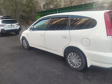 полик на хонда стрим: Honda Stream: 2002 г., 2 л, Автомат, Бензин, Минивэн — 3