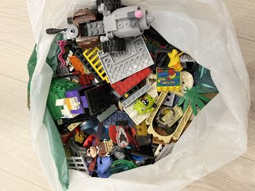 мини сумки: Лего б/у в хорошем состоянии с мини фигурками