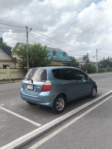 Honda: Honda Fit: 2005 г., 1.3 л, Вариатор, Бензин, Хэтчбэк — 2