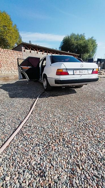 мерседес т 1: Mercedes-Benz W124: 1992 г., 2.2 л, Кол менен иштөөчү, Бензин, Седан — 4