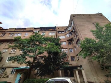 дом на продажу: 3 комнаты, 72 м², Индивидуалка, 4 этаж, Старый ремонт