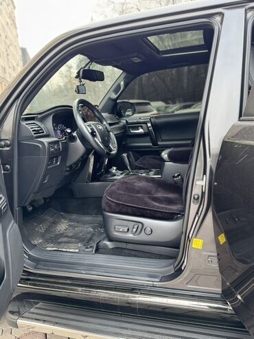 Toyota: Toyota 4Runner: 2018 г., 4 л, Автомат, Бензин, Внедорожник at lalafo.kg — 8 Toyota: Toyota 4Runner: 2018 г., 4 л, Автомат, Бензин, Внедорожник — 8