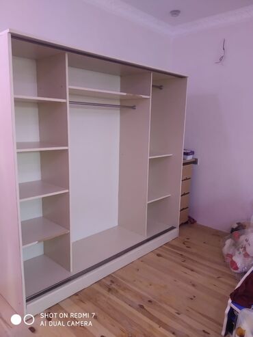 Yataq otağı dəstləri: 2 təknəfərlik çarpayı, Dolab, İşlənmiş