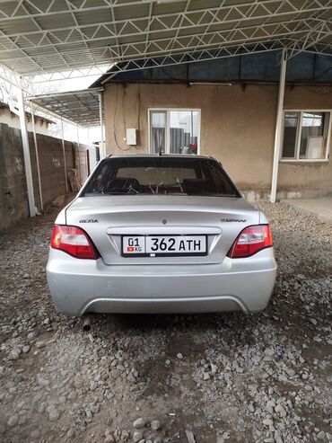 Daewoo: Daewoo Nexia: 2009 г., 1.5 л, Механика, Бензин, Седан