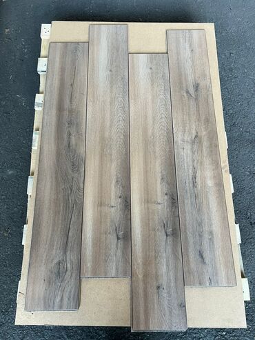 Laminat: Salam əziz musdərilər laminatlarmiz 31 32 33 klass olmagla 8 mm 10 mm -da lalafo.az — 18 Laminat: Salam əziz musdərilər laminatlarmiz 31 32 33 klass olmagla 8 mm 10 mm — 18