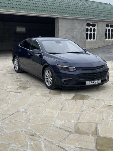 Chevrolet: Chevrolet Malibu – sedan Göy milyaner rəngli, Chevrolet Malibu. Vaxdi — 1