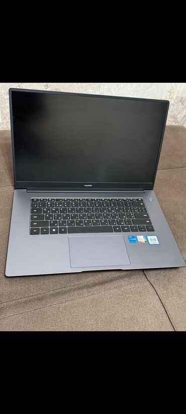 цена ноутбуков в бишкеке: Ноутбук, Huawei, 8 ГБ ОЗУ, Intel Core i5, 15.6 ", Б/у, Для работы, учебы, память SSD